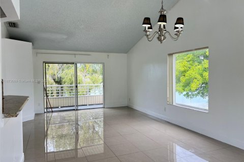 Apartamento en alquiler en Oakland Park, Florida, 1 dormitorio, 81.01 m2 № 1925397 - foto 7