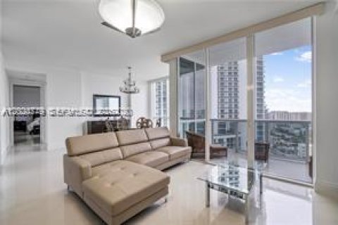Condo in Sunny Isles Beach, Florida, 2 bedrooms № 2186286 - photo 20