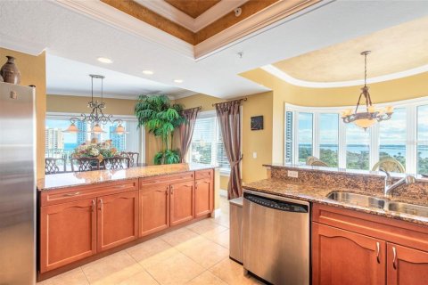 Condo in Daytona Beach Shores, Florida, 3 bedrooms № 2422707 - photo 8