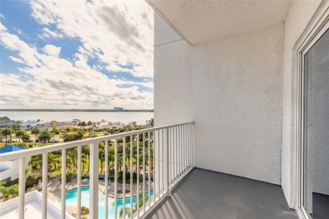 Condo in Daytona Beach Shores, Florida, 3 bedrooms № 2422707 - photo 28