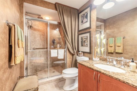 Condo in Daytona Beach Shores, Florida, 3 bedrooms № 2422707 - photo 26