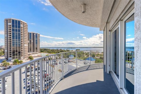 Condo in Daytona Beach Shores, Florida, 3 bedrooms № 2422707 - photo 19