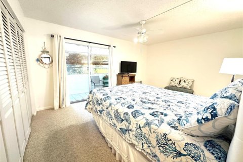 Condo in Deerfield Beach, Florida, 1 bedroom  № 2175614 - photo 12