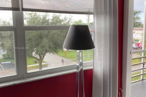 Copropriété à vendre à Lauderhill, Floride: 1 chambre, 63.17 m2 № 2045612 - photo 27