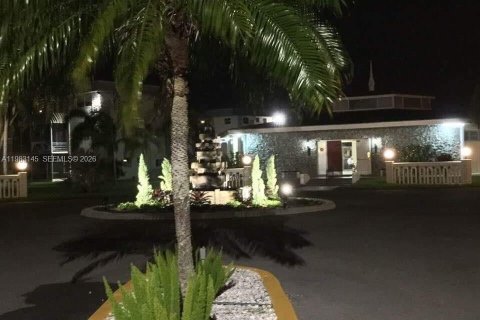 Copropriété à vendre à Lauderhill, Floride: 1 chambre, 63.17 m2 № 2045612 - photo 2