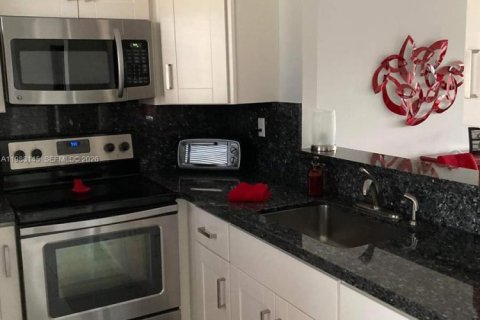 Copropriété à vendre à Lauderhill, Floride: 1 chambre, 63.17 m2 № 2045612 - photo 9