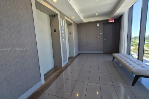 Appartement à louer à Doral, Floride: 1 chambre, 61.41 m2 № 1997144 - photo 2