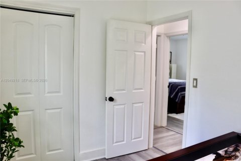 House in Miami Gardens, Florida 4 bedrooms, 95.88 sq.m. № 2173715 - photo 29