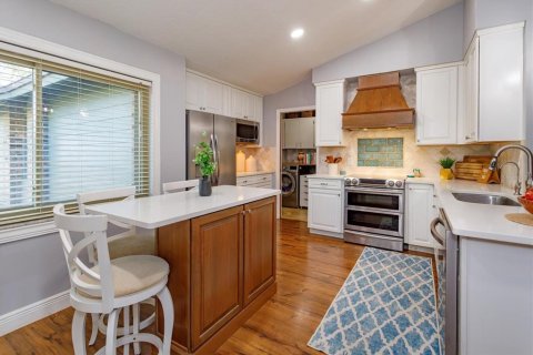 House in Windermere, Florida 3 bedrooms, 229.38 sq.m. № 2113959 - photo 15
