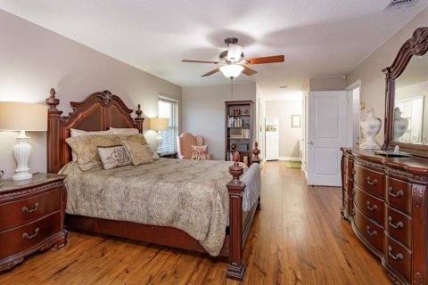 House in Windermere, Florida 3 bedrooms, 229.38 sq.m. № 2113959 - photo 20
