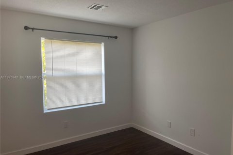 Villa ou maison à louer à Wellington, Floride: 4 chambres, 172.05 m2 № 1991949 - photo 17