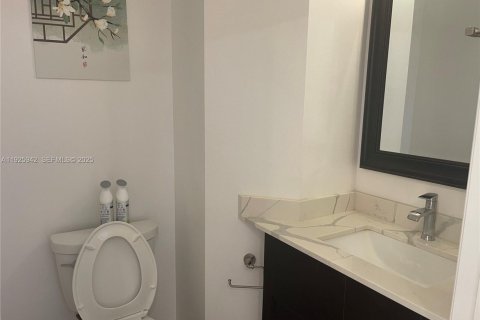 Villa ou maison à louer à Wellington, Floride: 4 chambres, 172.05 m2 № 1991949 - photo 8