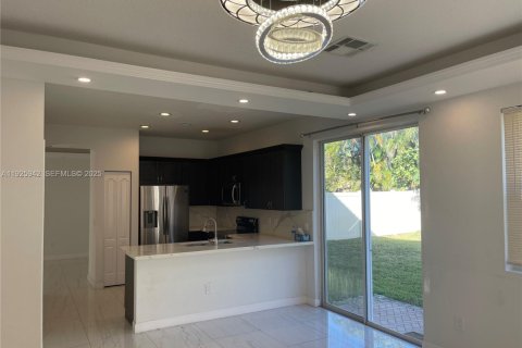 Villa ou maison à louer à Wellington, Floride: 4 chambres, 172.05 m2 № 1991949 - photo 7