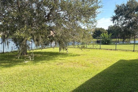 House in Orlando, Florida 4 bedrooms, 181.72 sq.m. № 2394359 - photo 24