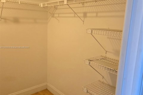 Condo in Coral Springs, Florida, 1 bedroom  № 1842551 - photo 10