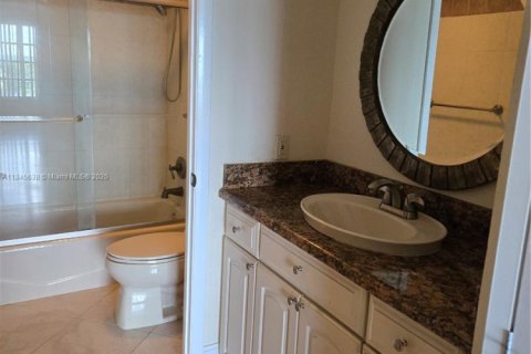 Condo in Coral Springs, Florida, 1 bedroom  № 1842551 - photo 7