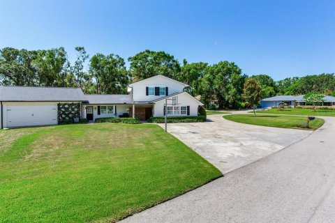 Villa ou maison à vendre à Land O' Lakes, Floride: 5 chambres, 332.31 m2 № 1768001 - photo 7