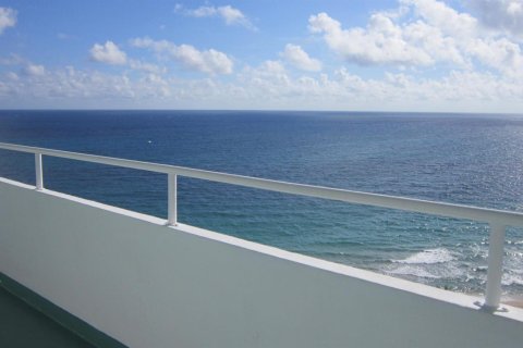 Condo in Lauderdale-by-the-Sea, Florida, 1 bedroom № 2083266