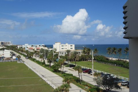 Condo in Lauderdale-by-the-Sea, Florida, 1 bedroom  № 2083266 - photo 7