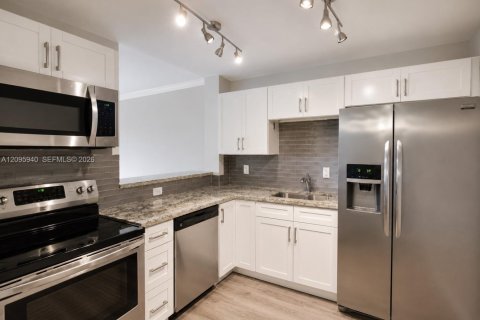 Condo à Fort Lauderdale, Floride, 1 chambre  № 2385106