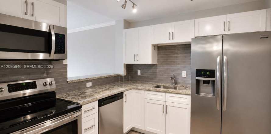 Condo à Fort Lauderdale, Floride, 1 chambre  № 2385106