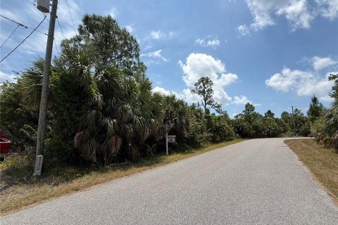 Land in North Port, Florida № 2165725 - photo 2