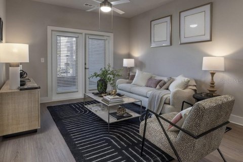 Apartment in Winter Haven, Florida 2 bedrooms, 91.69 sq.m. № 2209125 - photo 19