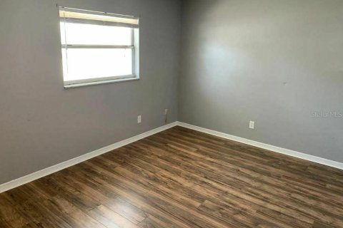 Immobilier commercial à vendre à Daytona Beach, Floride: 11 chambres, 482.53 m2 № 1782982 - photo 13