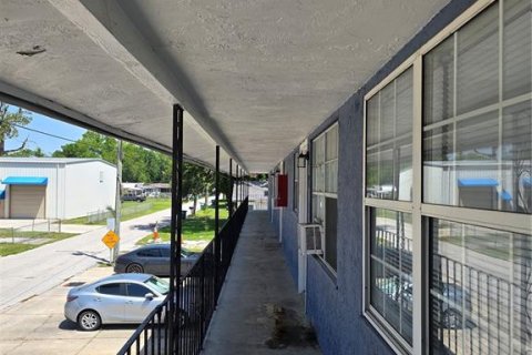Immobilier commercial à vendre à Daytona Beach, Floride: 11 chambres, 482.53 m2 № 1782982 - photo 10