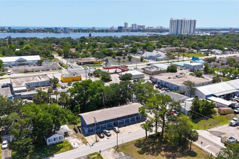 Immobilier commercial à vendre à Daytona Beach, Floride: 11 chambres, 482.53 m2 № 1782982 - photo 4
