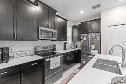 Villa ou maison à louer à Davenport, Floride: 5 chambres, 286.23 m2 № 1813657 - photo 11