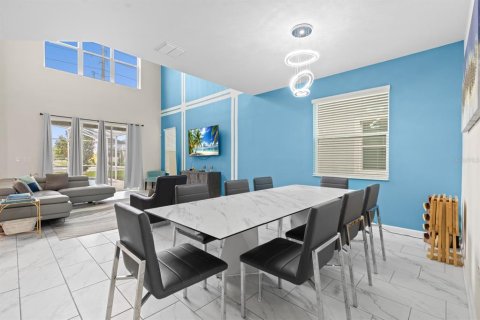Villa ou maison à louer à Davenport, Floride: 5 chambres, 286.23 m2 № 1813657 - photo 4