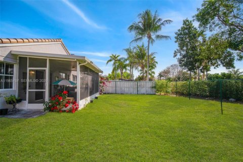 House in Pembroke Pines, Florida 3 bedrooms, 163.88 sq.m. № 2033548 - photo 29