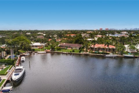 Villa ou maison à louer à Coral Gables, Floride: 5 chambres, 353.77 m2 № 1777650 - photo 21