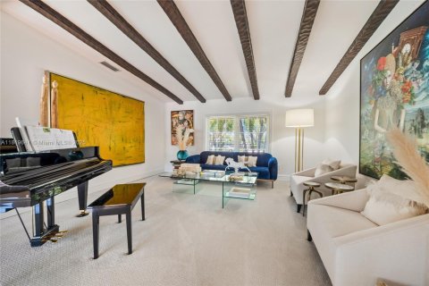 Villa ou maison à louer à Coral Gables, Floride: 5 chambres, 353.77 m2 № 1777650 - photo 9