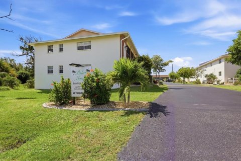 Copropriété à vendre à Englewood, Floride: 2 chambres, 98.1 m2 № 2399424 - photo 4