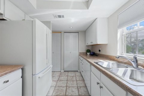 Copropriété à vendre à Englewood, Floride: 2 chambres, 98.1 m2 № 2399424 - photo 20