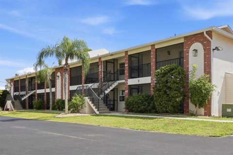 Copropriété à vendre à Englewood, Floride: 2 chambres, 98.1 m2 № 2399424 - photo 6