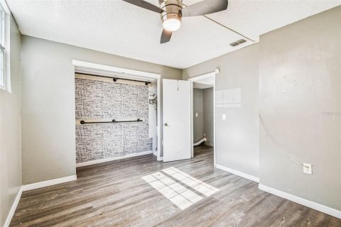 Touwnhouse à vendre à Clearwater, Floride: 3 chambres, 142.7 m2 № 1899215 - photo 4