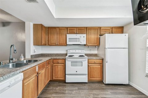 Touwnhouse à vendre à Clearwater, Floride: 3 chambres, 142.7 m2 № 1899215 - photo 6
