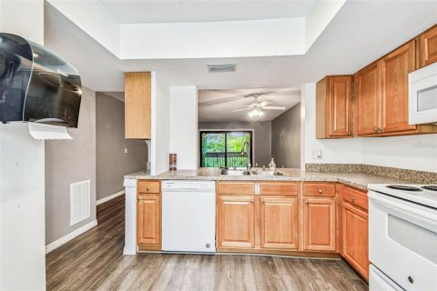 Touwnhouse à vendre à Clearwater, Floride: 3 chambres, 142.7 m2 № 1899215 - photo 7