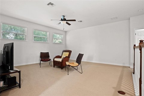 Casa en venta en Apopka, Florida, 6 dormitorios, 296.27 m2 № 2383666 - foto 22