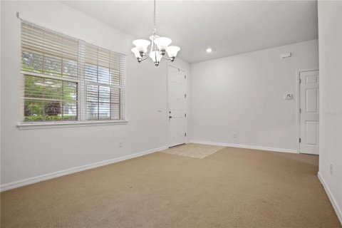 Casa en venta en Apopka, Florida, 6 dormitorios, 296.27 m2 № 2383666 - foto 8