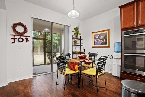 Casa en venta en Apopka, Florida, 6 dormitorios, 296.27 m2 № 2383666 - foto 18