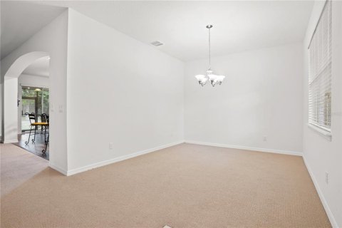 Casa en venta en Apopka, Florida, 6 dormitorios, 296.27 m2 № 2383666 - foto 7