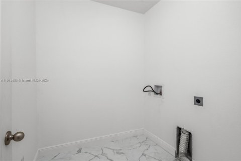 Купить виллу или дом в Окала, Флорида 4 спальни, № 1974095 - фото 18