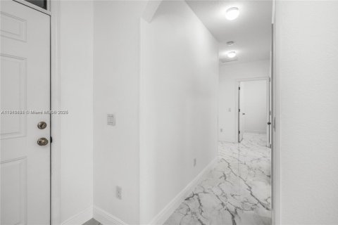 Купить виллу или дом в Окала, Флорида 4 спальни, № 1974095 - фото 12