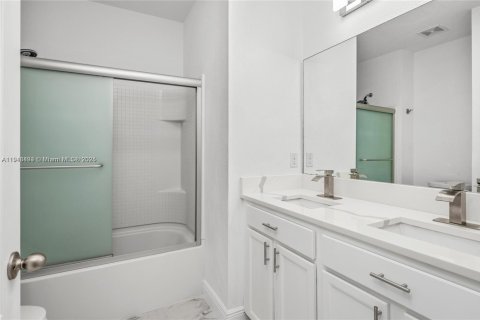 Купить виллу или дом в Окала, Флорида 4 спальни, № 1974095 - фото 15