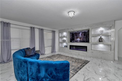 Villa ou maison à vendre à Ocala, Floride: 4 chambres № 1974095 - photo 28