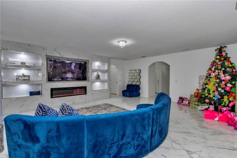 Villa ou maison à vendre à Ocala, Floride: 4 chambres № 1974095 - photo 29